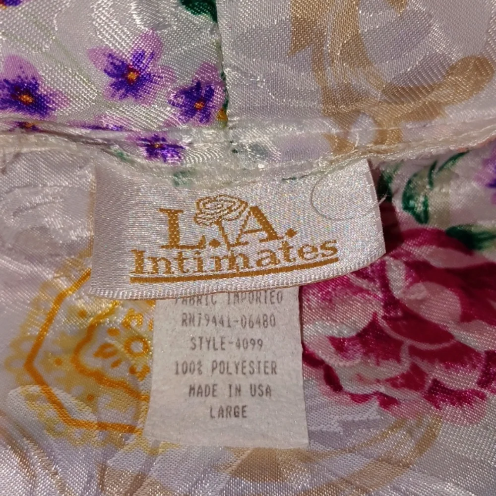 L.A. Intimates Robe - Picture 7 of 7